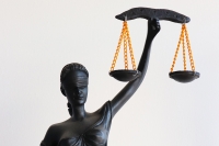 Usługi adwokackie - klucz do ochrony prawnej