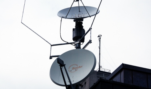 Montaż anten satelitarnych - działanie na własną rękę, czy pomoc specjalistów?