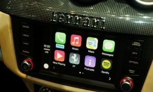 Apple CarPlay Ferrar FF